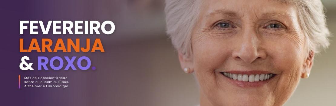 idosa sorrindo, escrita campanha de saúde fevereiro laranja e roxo